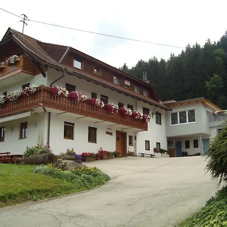 Farm stay Haus Ase - Urlaub Am Bauernhof Ossiach